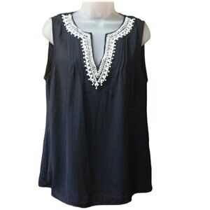 Banana Republic Black & White Beaded Vneck Sleeveless Top 12